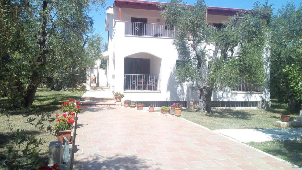 Borgo Cerasa Panzió Vieste Kültér fotó