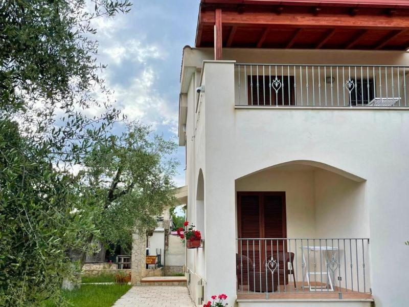Borgo Cerasa Panzió Vieste Kültér fotó